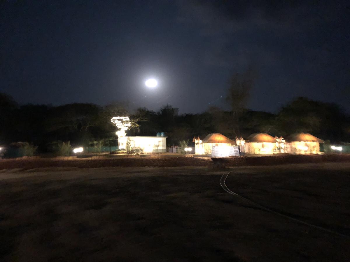 5 Mile Beach Resort Kumta Extérieur photo